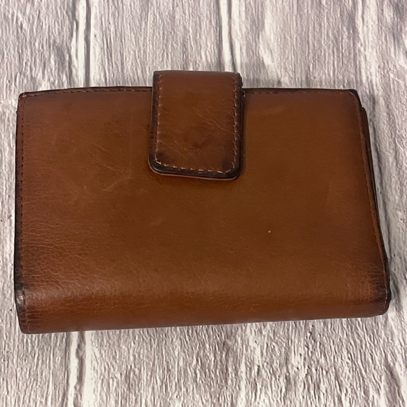 Soft Brown Leather Wallet - Picture 1 of 4